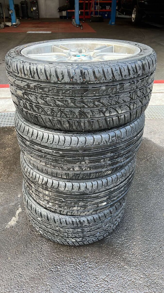 Kola BMW styling 65 r18 - 2