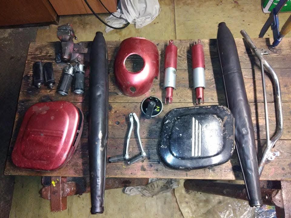 Díly na Jawa 250 kyvacka - 2