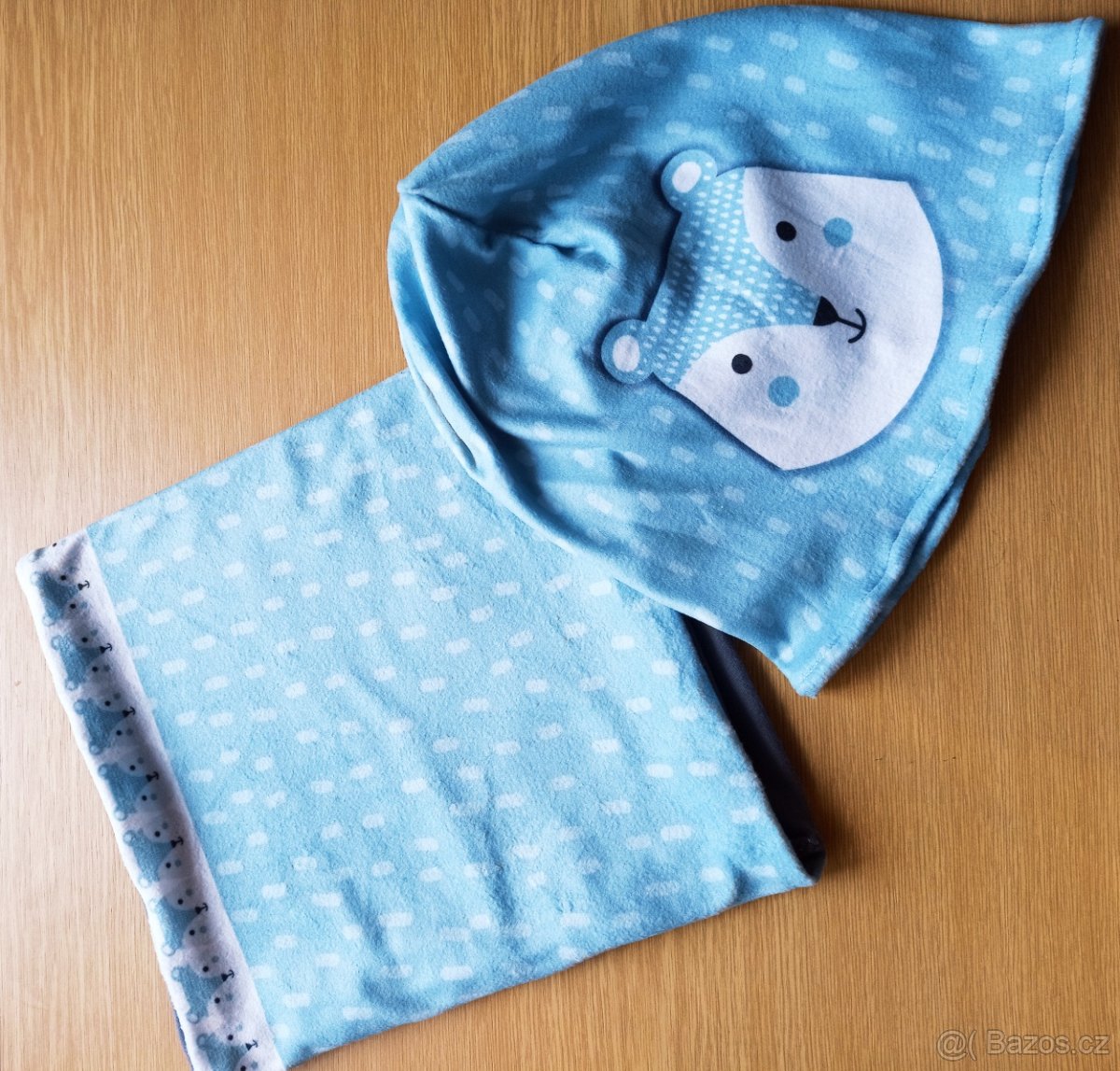 Čepice a nákrčník - 2