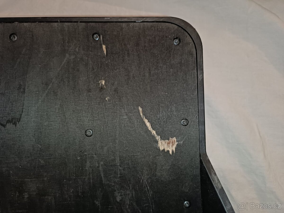 Subwoofer pro Volvo V70 XC70 2000 - 2008 P2 - 2