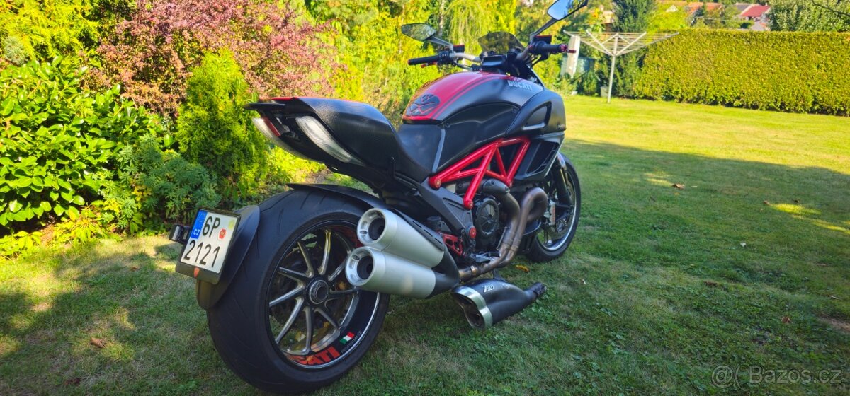 Ducati Diavel carbon - 2