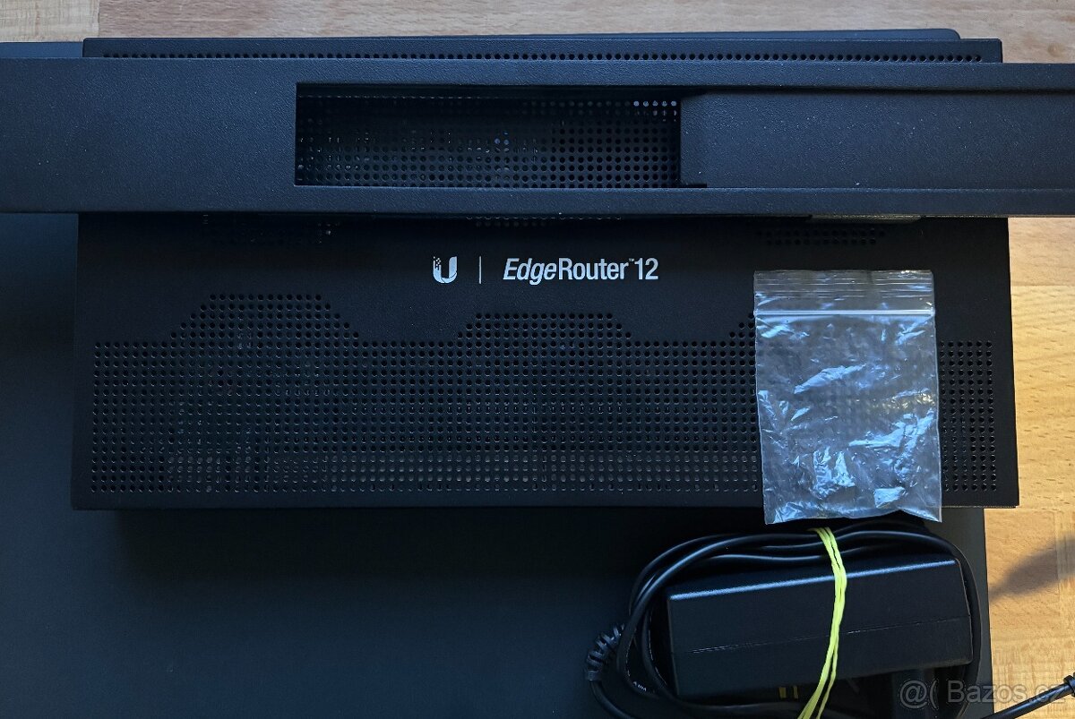 Ubiquiti EdgeRouter 12 (ER-12) - 2