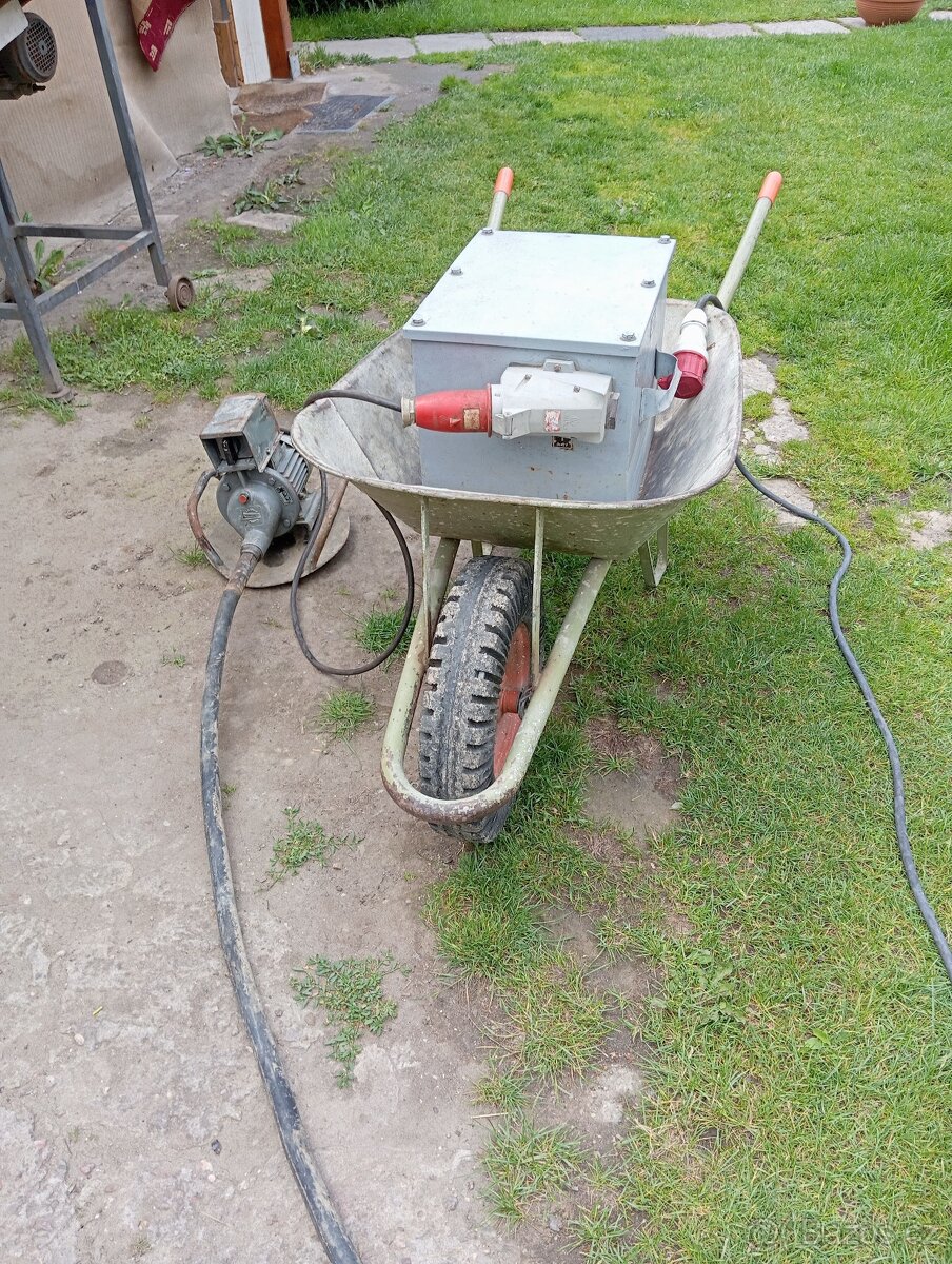 Vibrátor betonu - 2