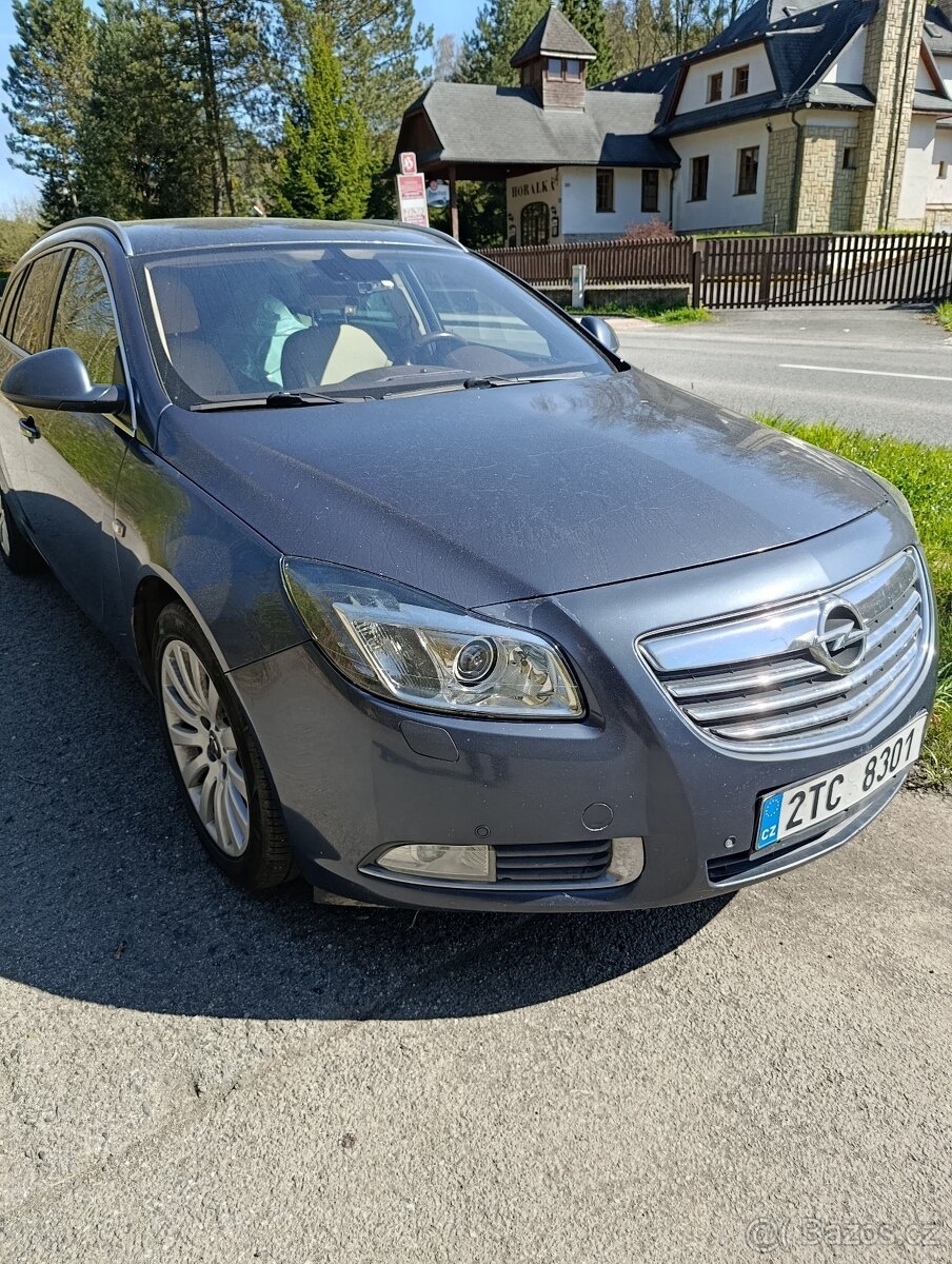 Opel Insignia 2.0 cdti - 2