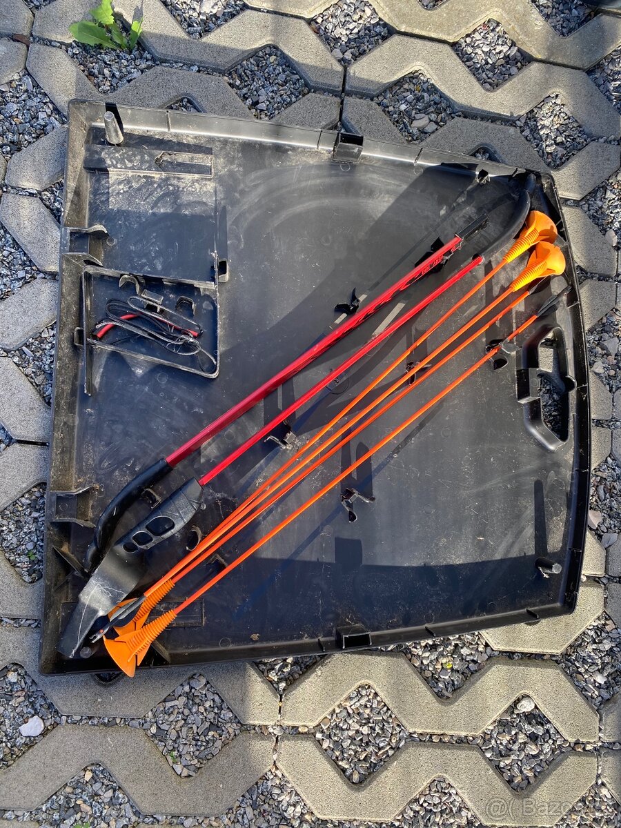 Decathlon detsky luk sada prisavky - 2