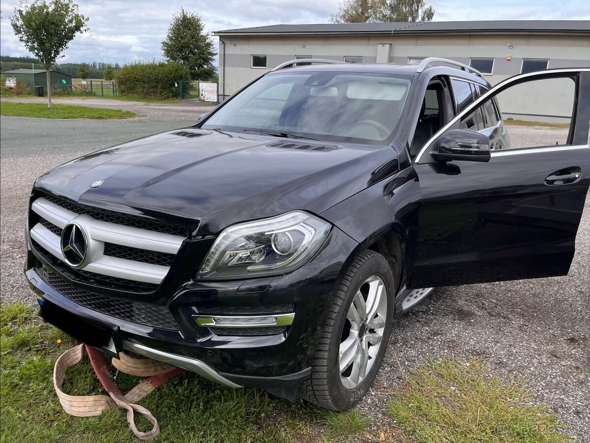 Mercedes Benz GL 350 - 2