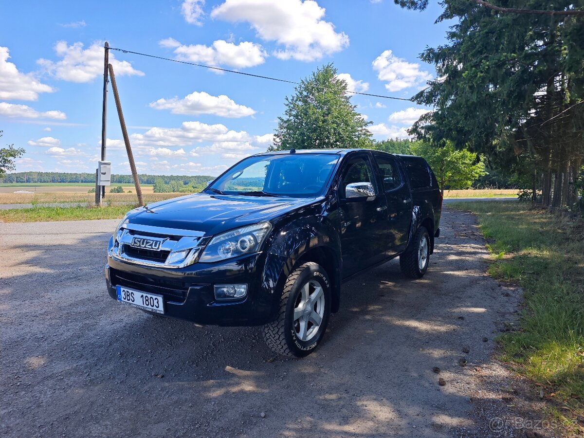 Isuzu Dmax 2.5TD Hardtop naviják tažné - 2