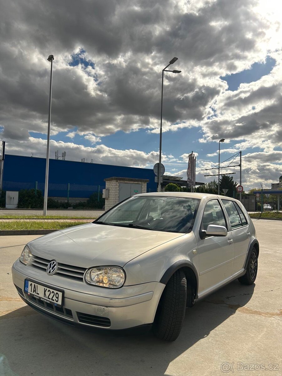 Golf 4 1.9 TDI automat - 2