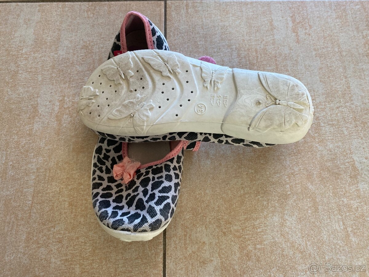 Botasky vel. 31 a bačkory vel. 34 - 2