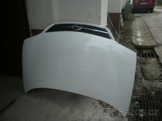 Náhradní díly z vozu Opel Sintra - 2