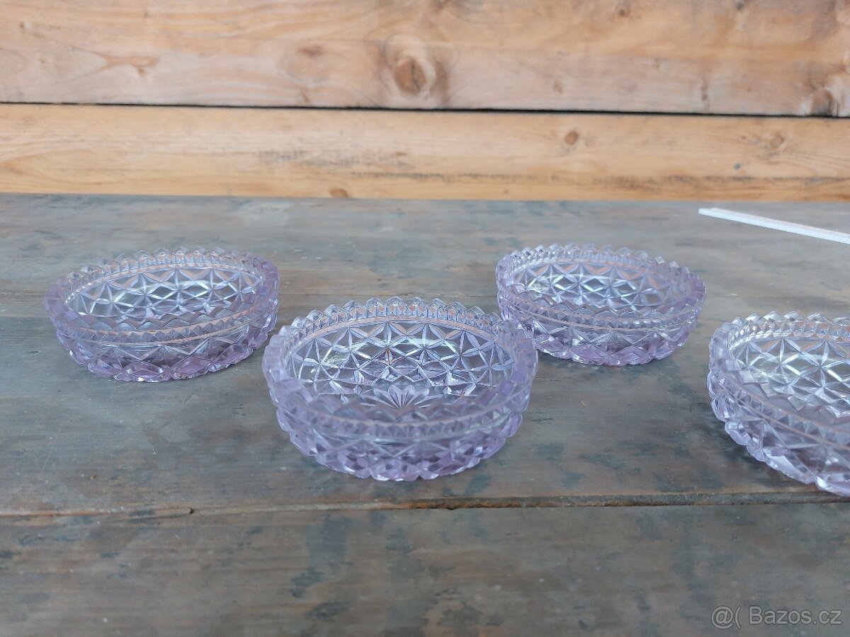 Brousene sklo - fialove misky - 4 kusy - 2