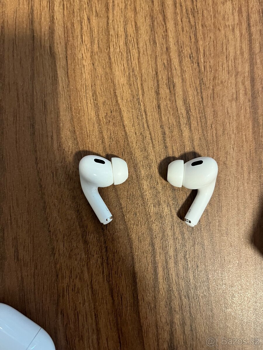 AirPods Pro ( 2nd generation ) with MagSafe - 2