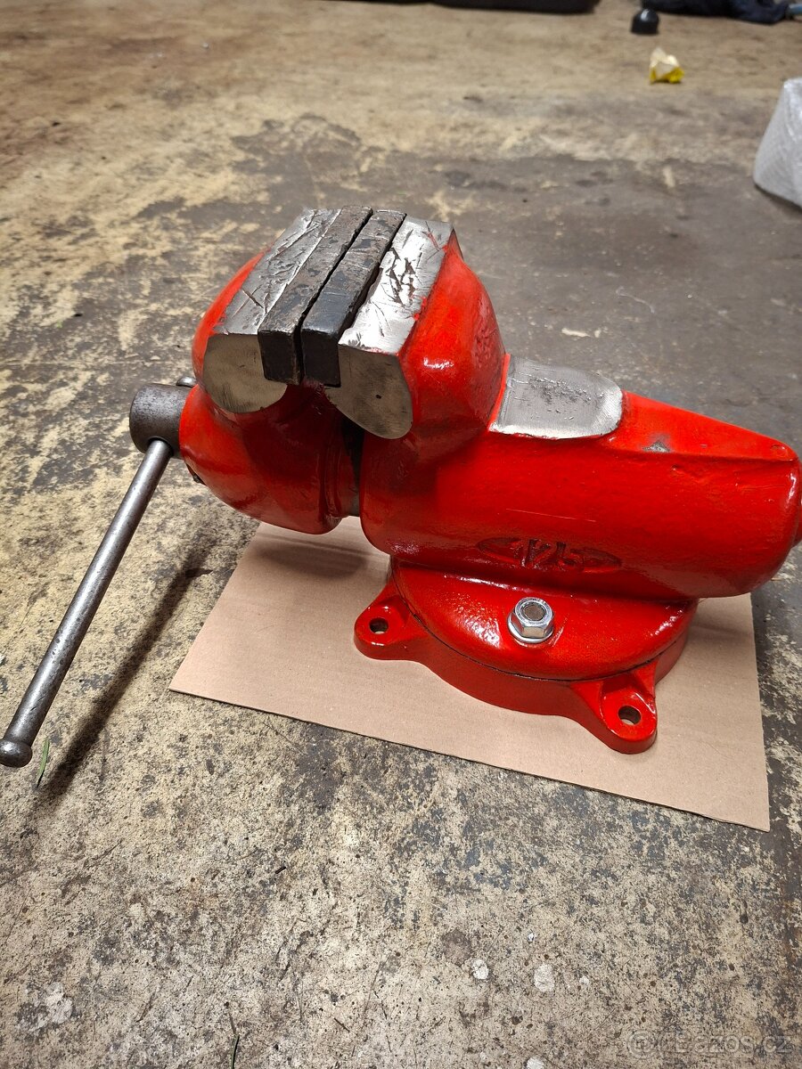 Svěrák York 125 - 2