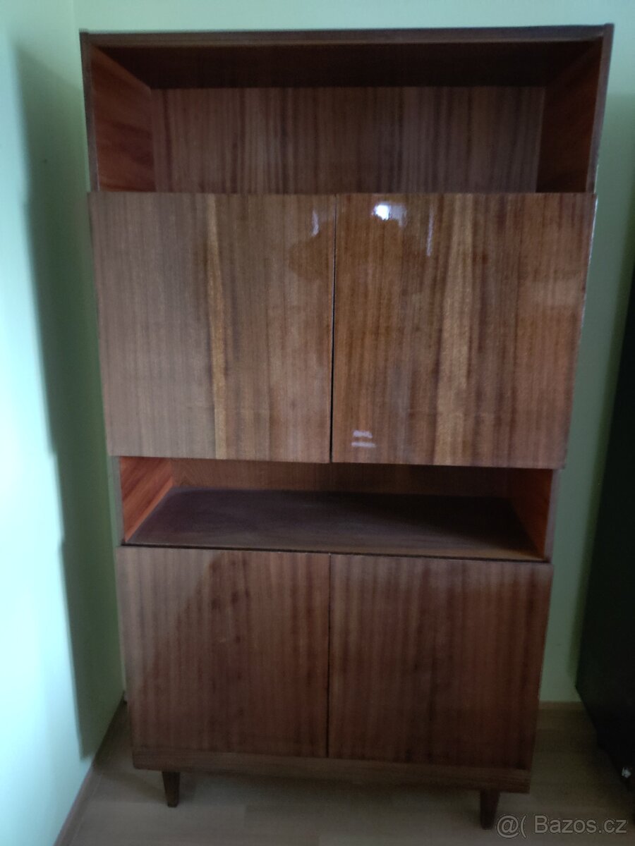 Obývací stěna - 2