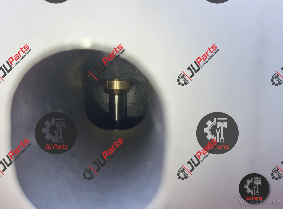 Hlava valcu motora 2.0 1.9 TDi PD 8V 038103373R Repas - 2