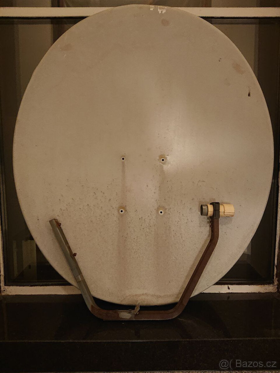 Satelitní parabola 100 x 87 cm - 2