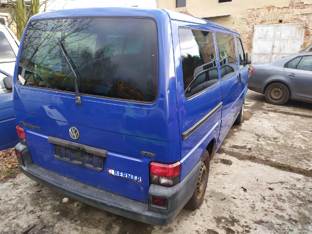 Prodám díly z T4 acv Multivan - 2