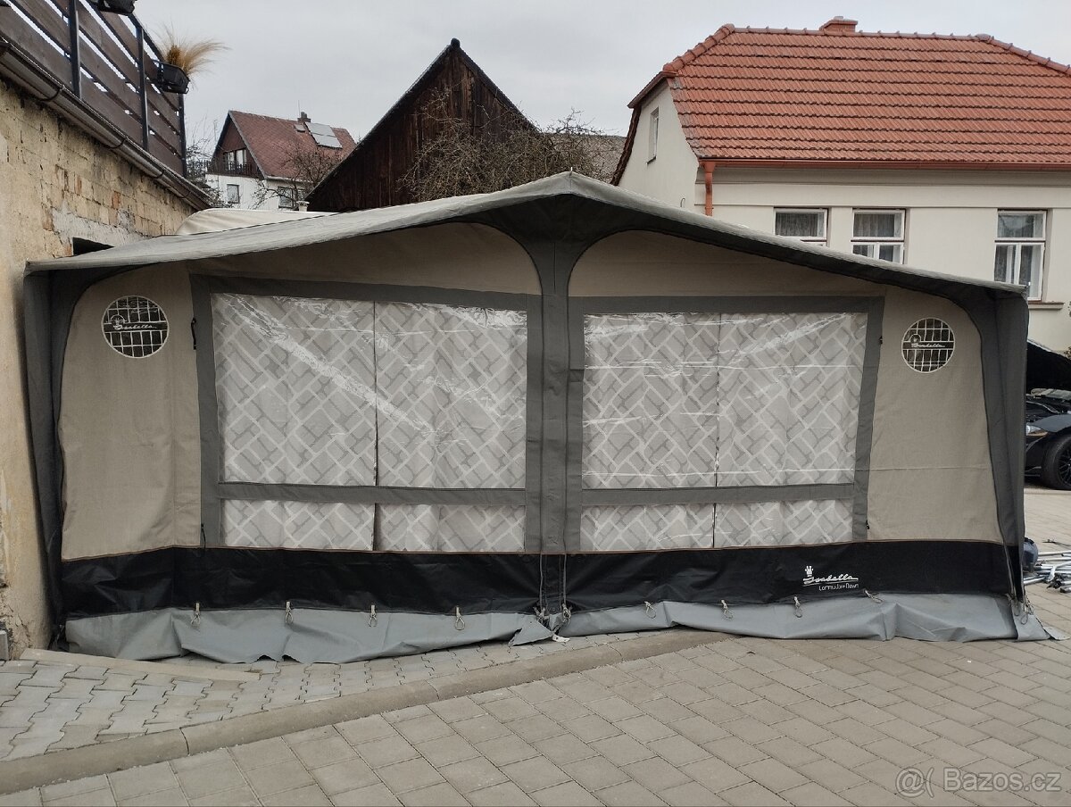 Předstan Isabella commodore DAWN - 2