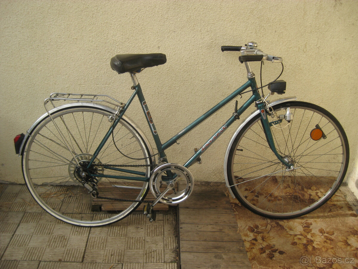 2x Dámské kolo FAVORIT - 2