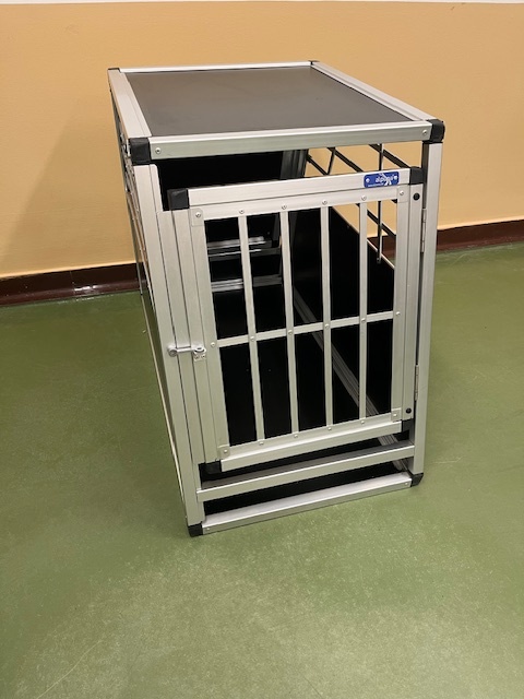 Klec pro psa do auta - 2