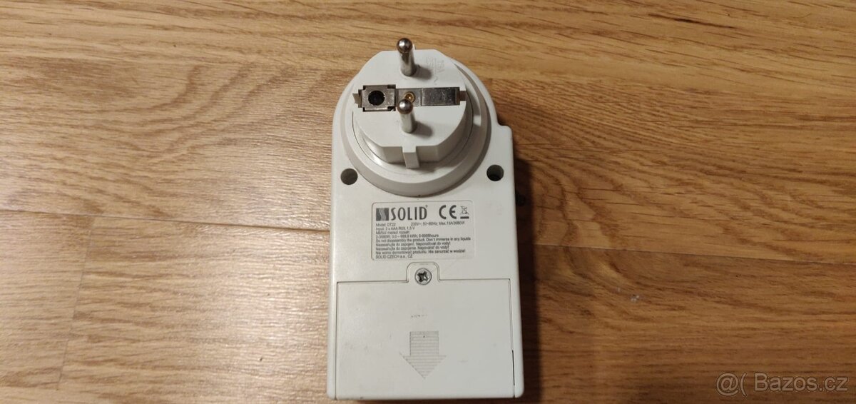 Měřič výkonu + spínací zásuvka - 2