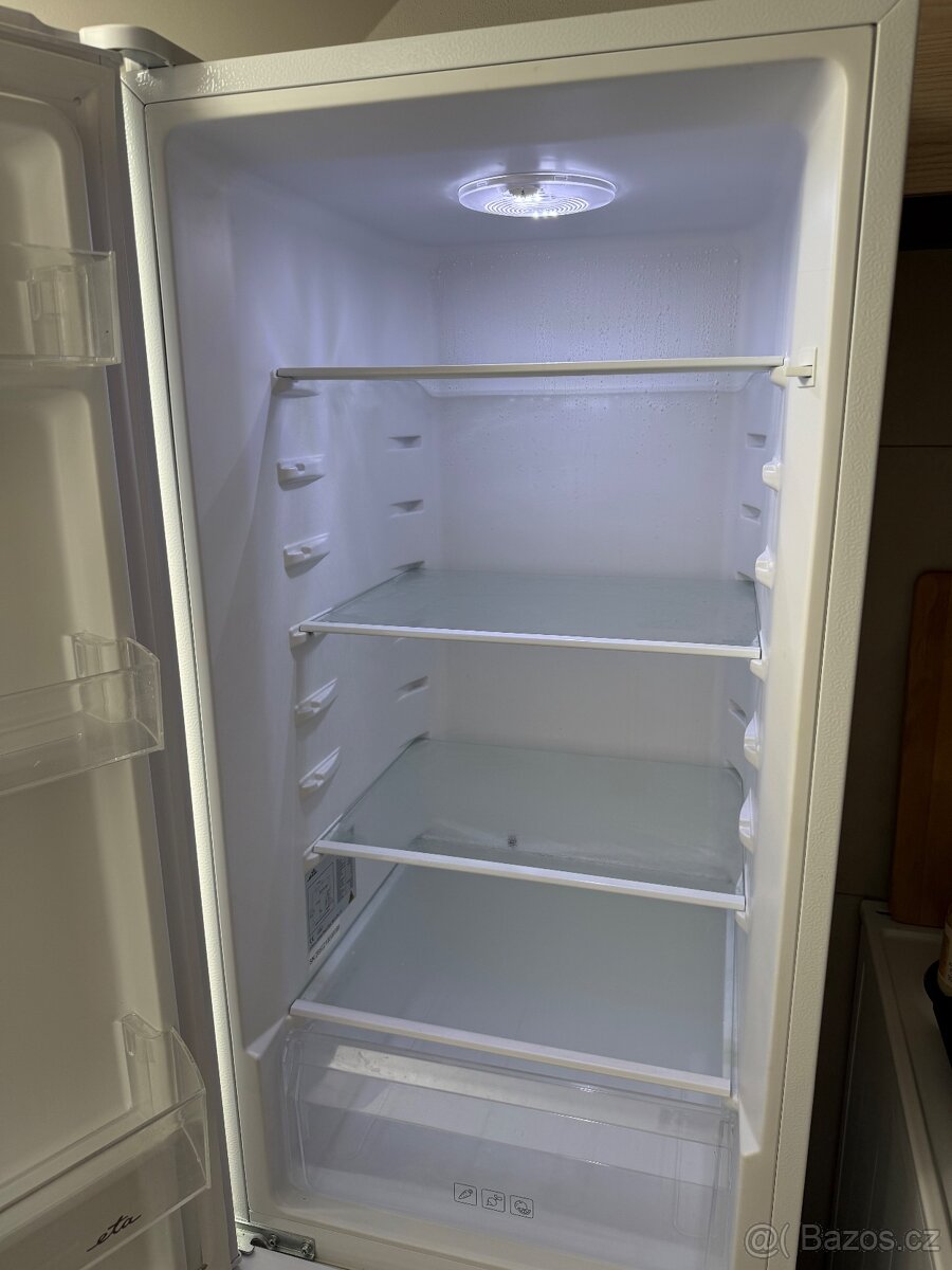 Lednička / chladnička ETA - 2