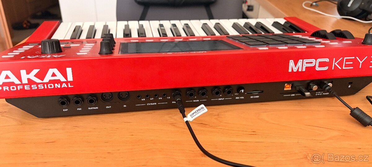 AKAI MPC Key 37 - 2