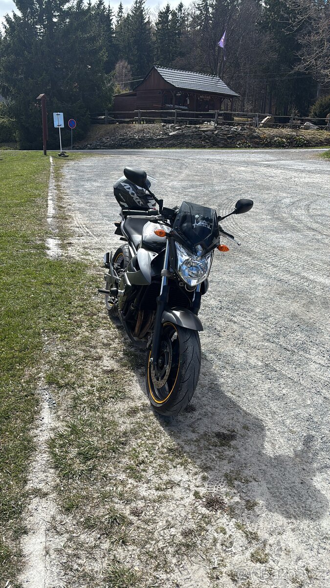 Yamaha xj6 - 2