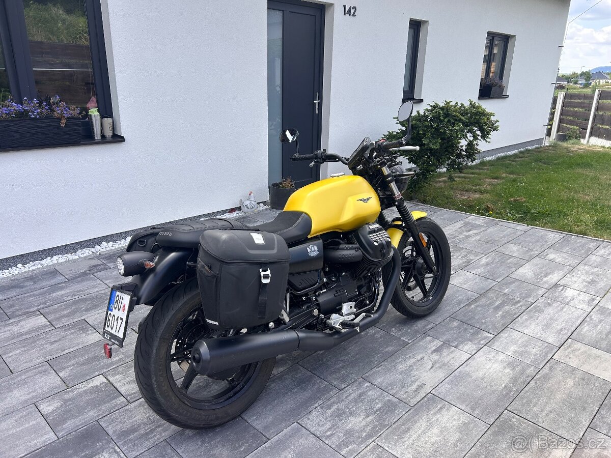 Prodám Moto Guzzi V7stone 850 - 2