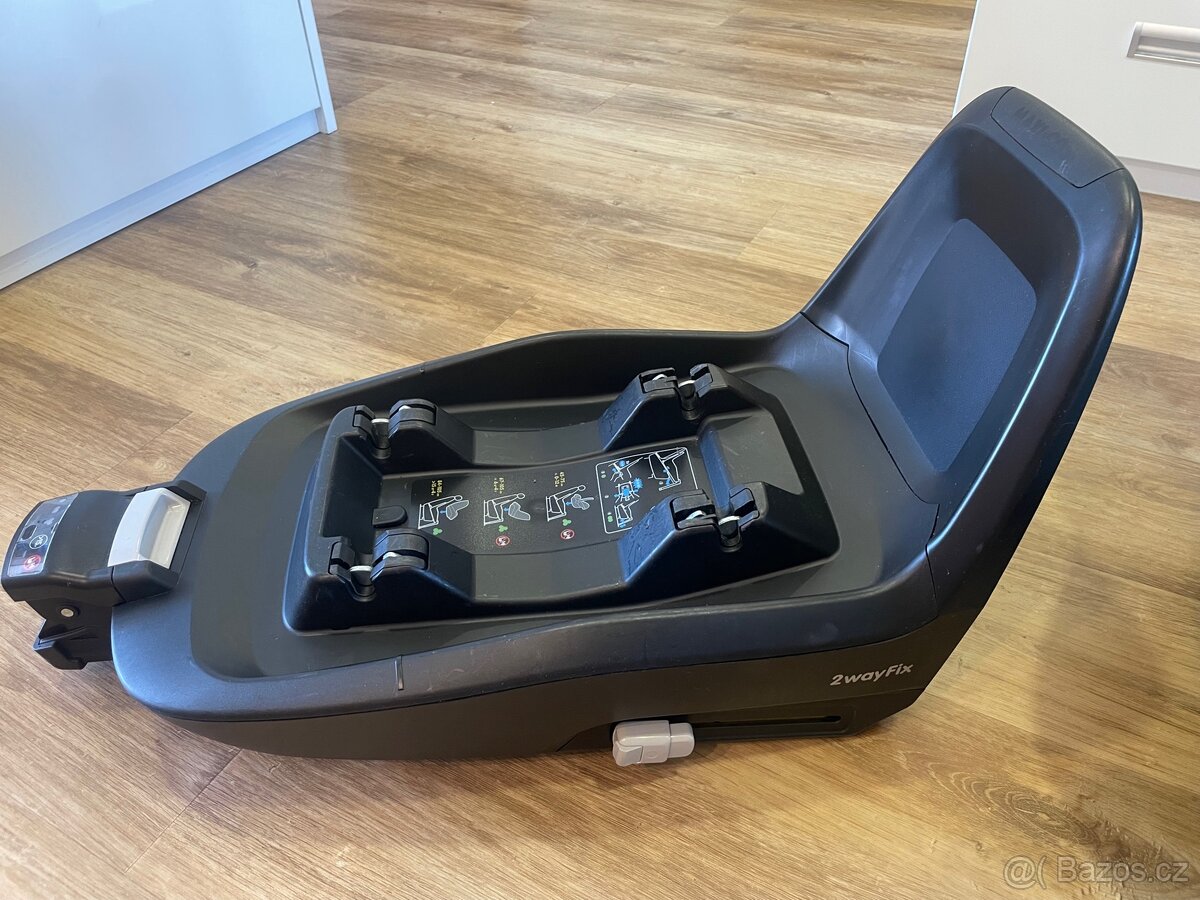 MAXI-COSI Základna 2wayFix - isofix - 2