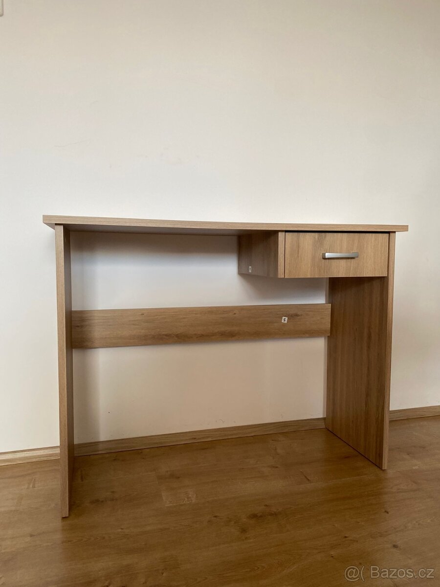 Kancelářský stůl - 2