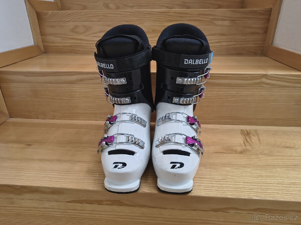 Prodám juniorské/dětské přeskáče/lyžáky Dalbello 24,5 - 2