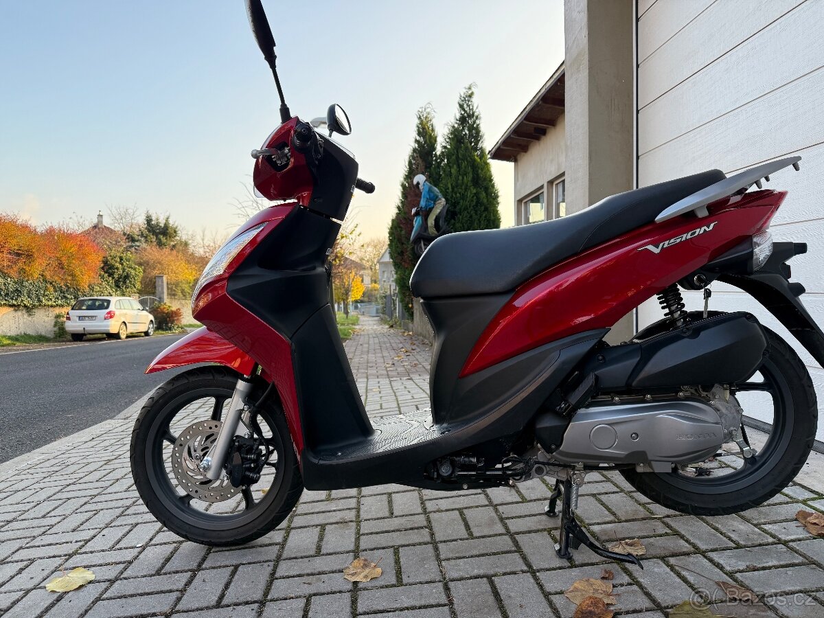 Honda Vision 110, 2012 . jen 7 000 .km - 2