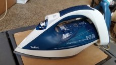 Naparovací žehlička TEFAL - 2