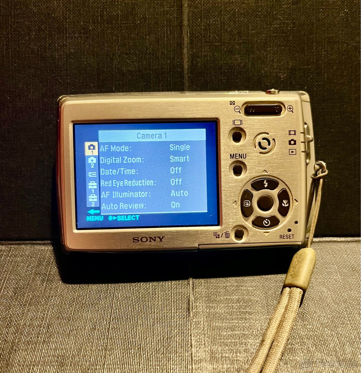 Sony CyberShot DSC-T33 – 5 Mpx, 3× optický zoom, CCD snímač - 2