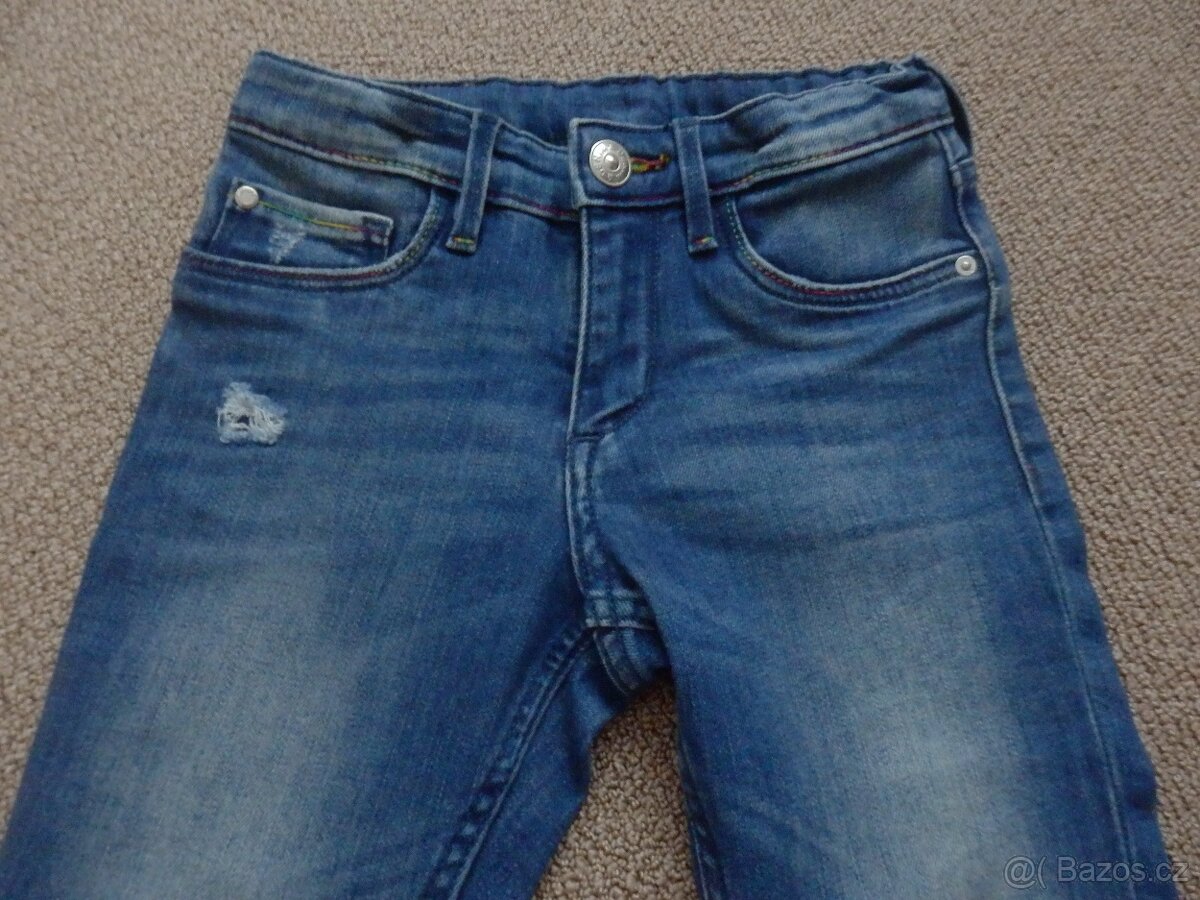 Džíny vel. 116 rifle trhané, skinny fit H&M - 2