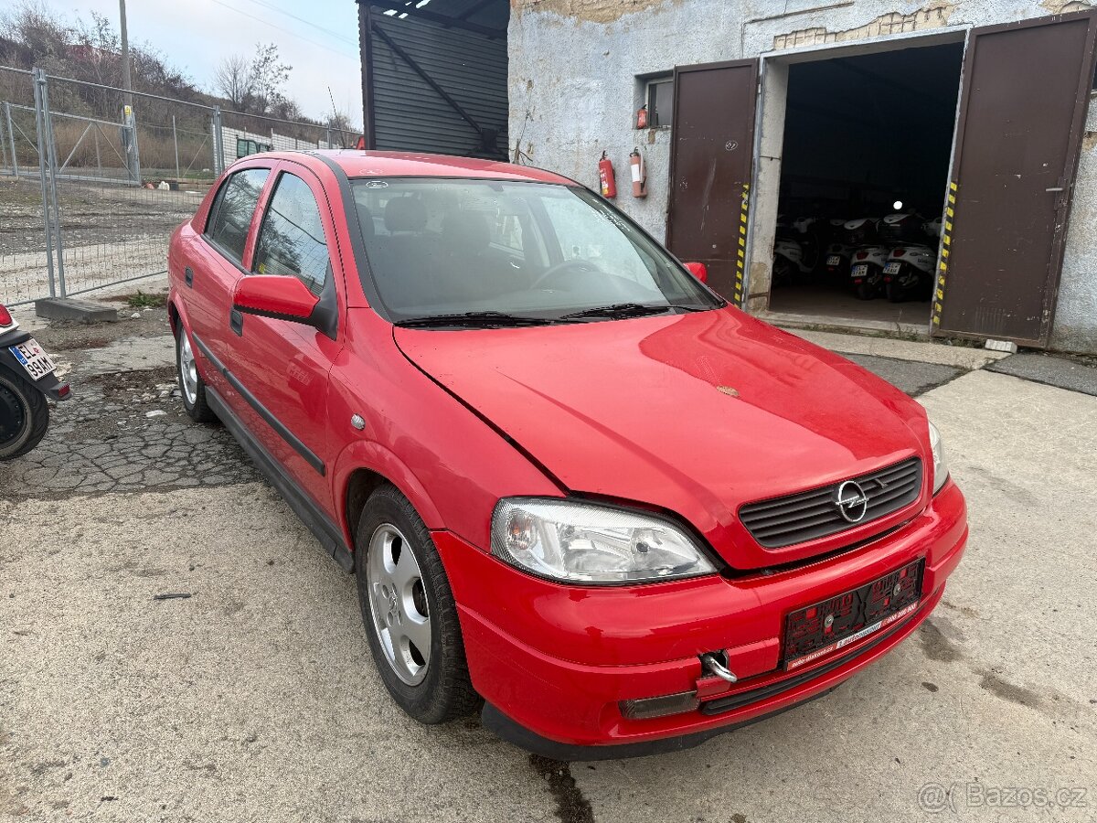 Náhradní díly - Opel Astra 1.4i 66kW r.v. 2001 - 2
