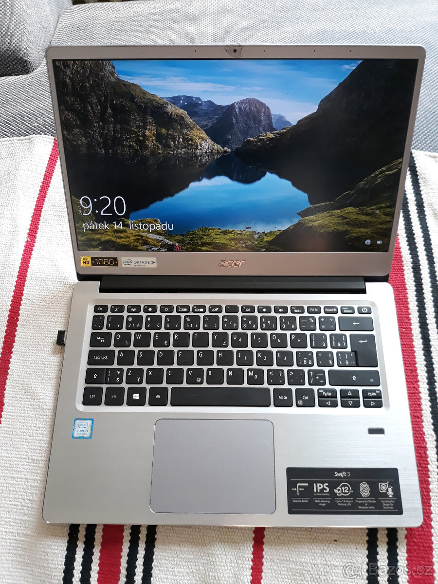 Funknční notebook Acer - 2