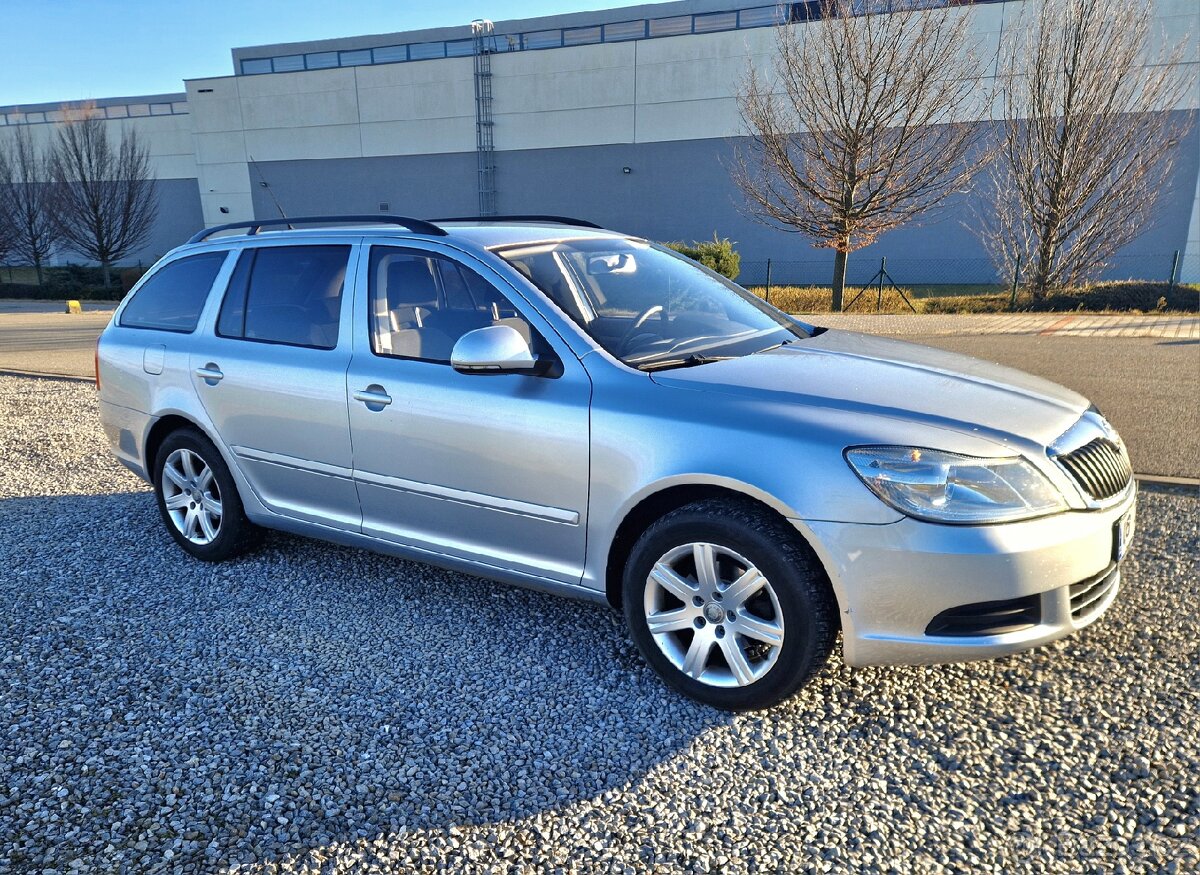 ŠKODA OCTAVIA 1.6 TDI 77kW combi - 2