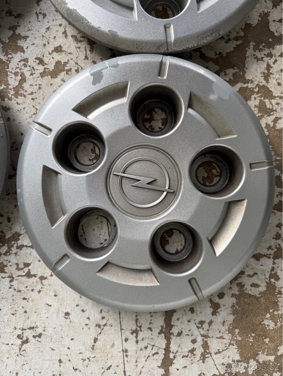 Kryty kol Opel Movano C, 5x130 16” - 2