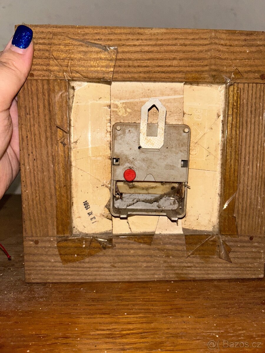 Nástěnné německé hodiny - 2