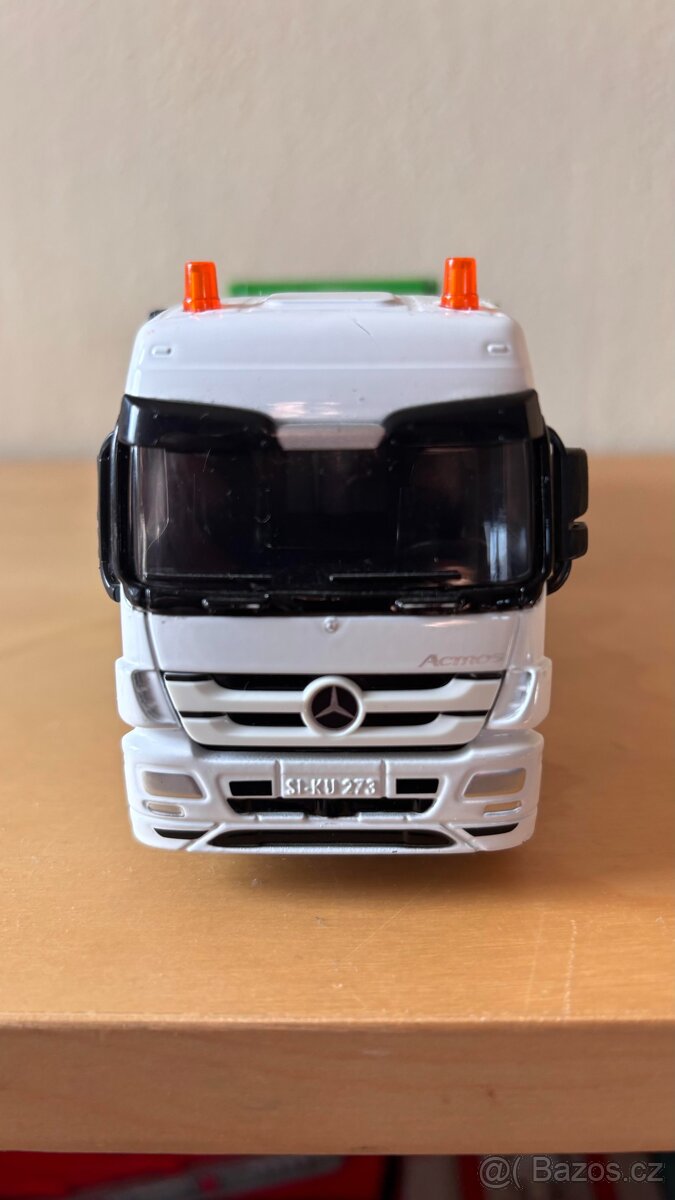 popelářská auto Mercedez Benz - 2