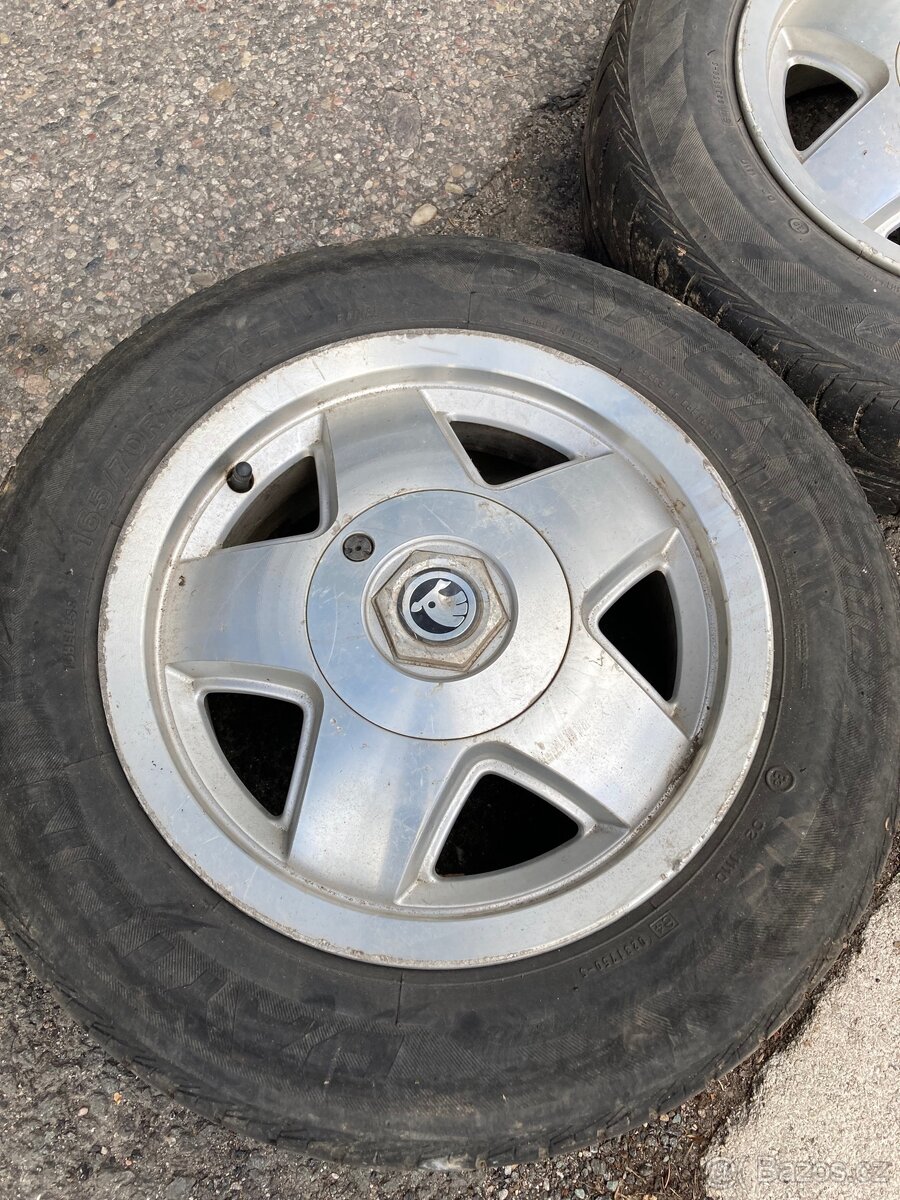 Kola škoda forman - 2