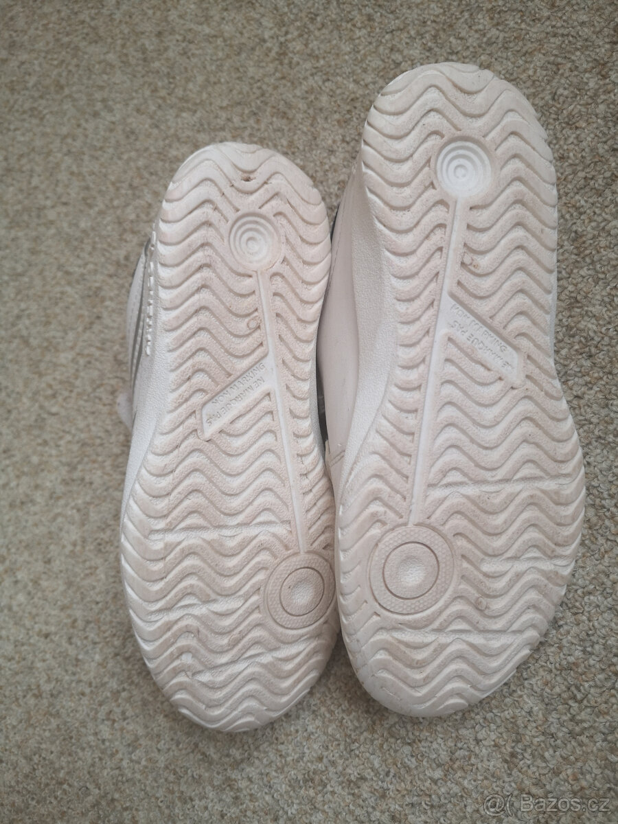 Bílé tenisky vel. 31 - 2