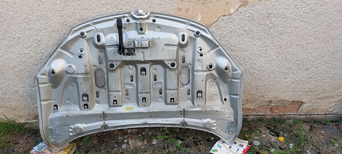 Prodám kapotu na renault megane 3 - 2