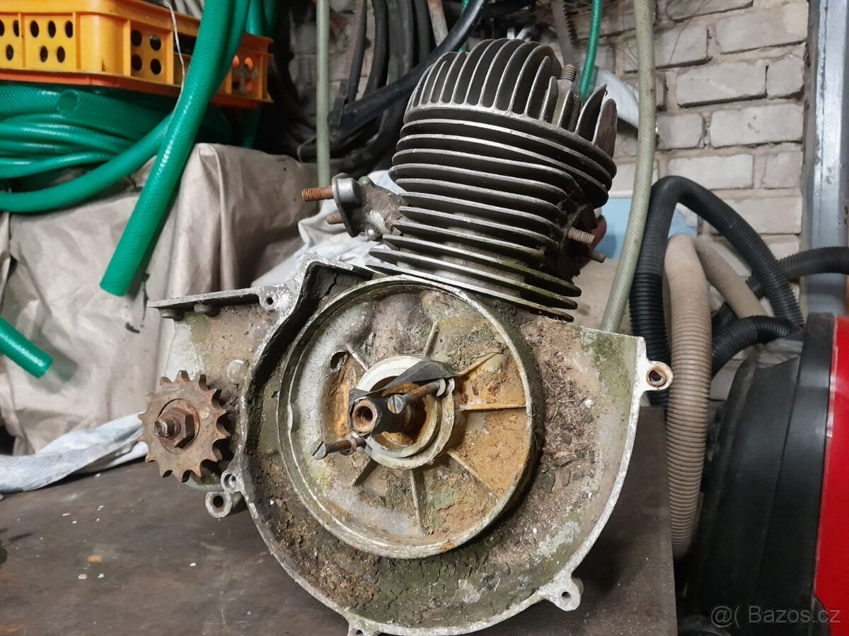 Manet Tatran motor - 2