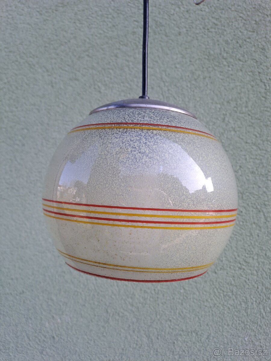 Retro lustr - 2