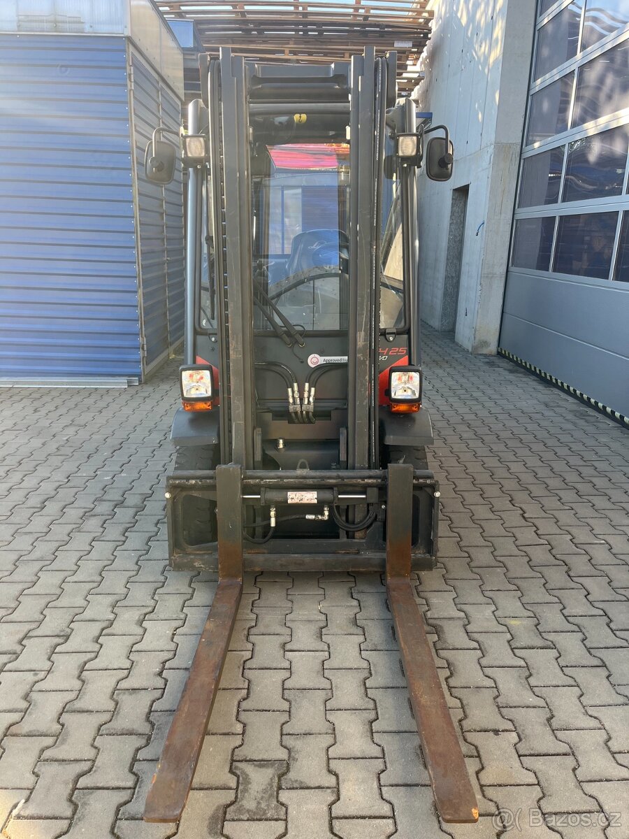 Dieselový vozík Linde H25D-02 - 2
