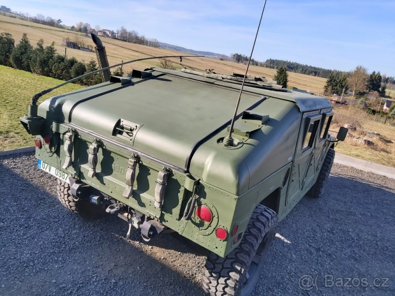 Hummer H1 / HMMWV slant back
