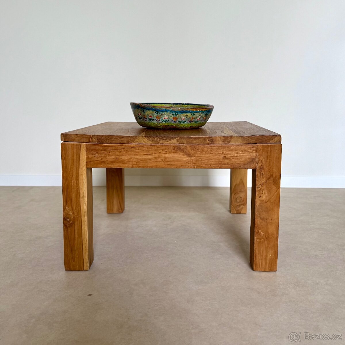 Světlý čtvercový teakový konferenční stolek obývací pokoj ex - 2